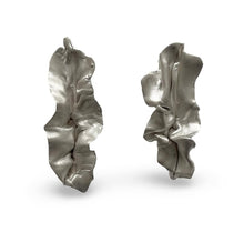 Load image into Gallery viewer, Sterling Silver Vulva Earrings
